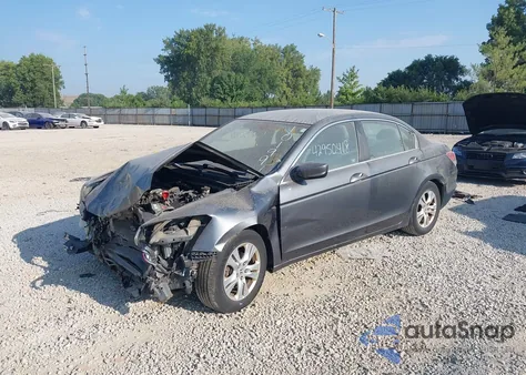 2010 Honda Accord 2.4 Lx-P z USA, uszkodzony, nr VIN 1HGCP2F44AA101991